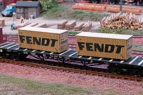 Joswood 40489 - H0 - Kiste Fendt, ohne Rahmen (2 Stück)